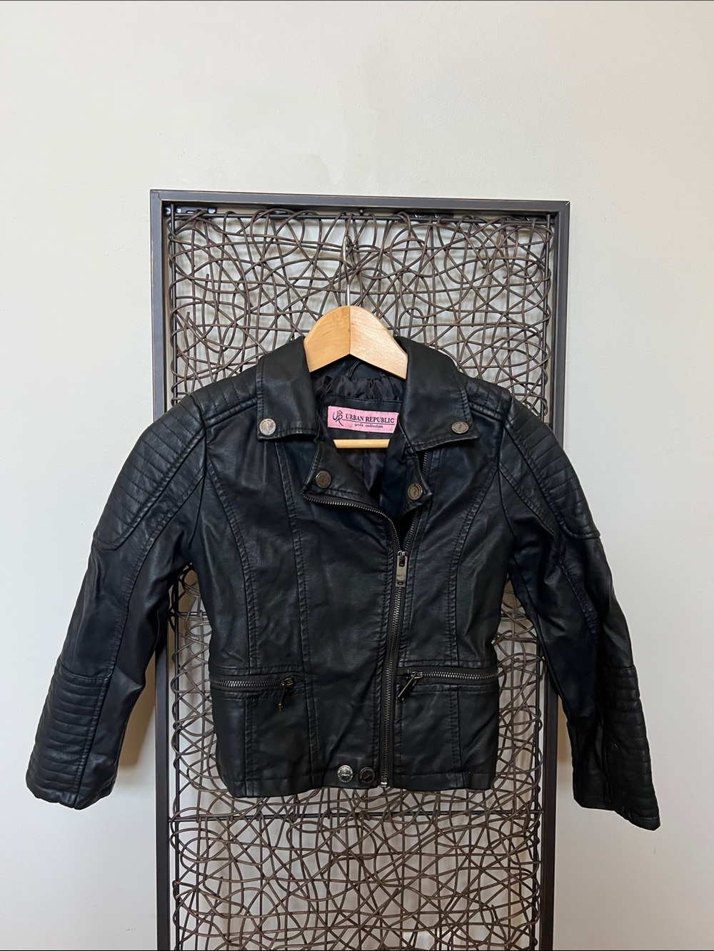 Urban Republic Girls black vegan leather moto jacket back Ruffle Zip Size 6X